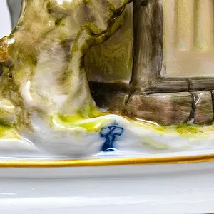 Антикварная Фарфоровая статуэтка «Влюбленная пара. Прятки у колодца», VOLKSTEDTER Германия.