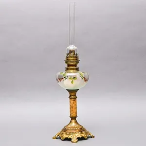 Антикварная  Керосиновая Лампа «Цветочная Гирлянда», Kosmos - Brenner, Франция начало ХХ века.