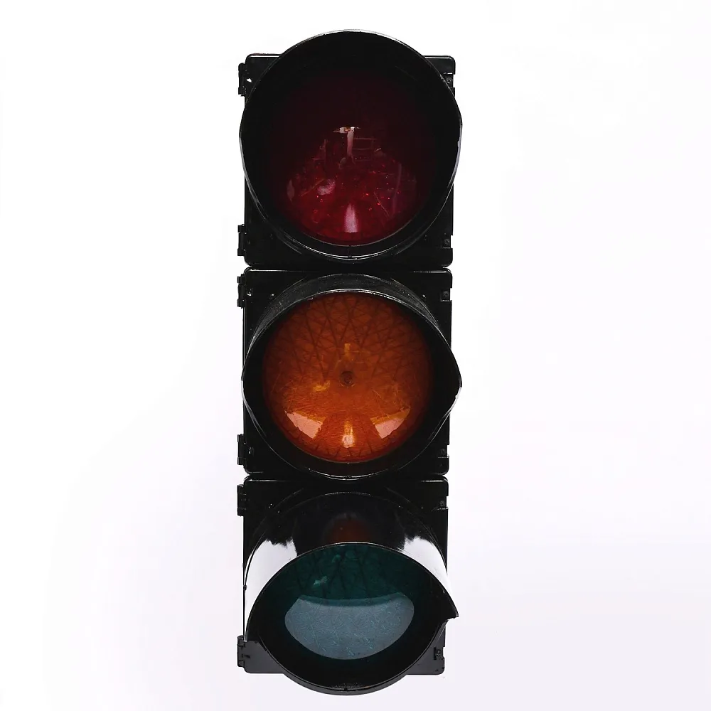 Легендарный «Уличный Светофор» родом из СССР - образца 1974 года.