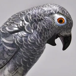 Антикварная Фарфоровая статуэтка «Попугай Жако на шаре», Германия - начало ХХ века.