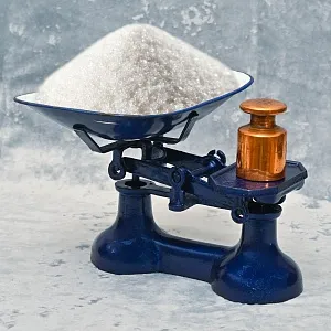 Винтажные Кухонные Весы «The VIKING» с чашкой для продуктов на 10 фунтов, Англия середина ХХ века.