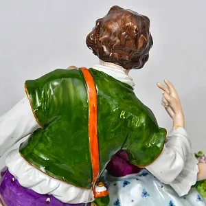 Коллекционная Фарфоровая статуэтка «Любовная пара», SITZENDORF Германия, середина ХХ века.