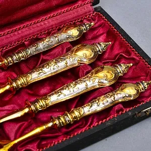 Антикварный Набор для Подачи и Сервировки Закусок, 4 предмета, Дрезден Германия 1922-1925 гг.