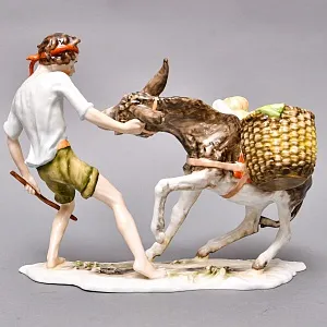 Редкость! Фарфоровая статуэтка «Мальчик и осел», KAISER Германия, 1970 - 1979 годы.