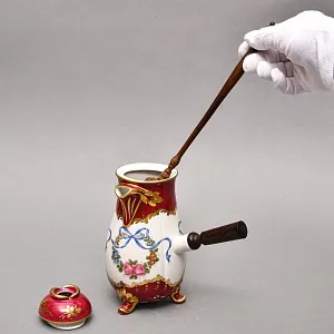 Фарфоровый Кувшин - Чайник для подачи горячего шоколада «Синие ленты» с лопаткой, Pillivuyt Франция.