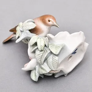  Коллекционная фарфоровая статуэтка «Птица и божья коровка на цветке», Lladro Испания. 