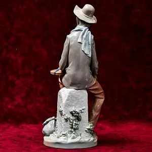 Редкость!!! Коллекционная Фарфоровая Статуэтка «Бродячий музыкант. Скрипач», Lladro Испания - 1974 год.