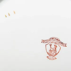 Редкость! Антикварная Фарфоровая Тарелка - Блюдо «ВИШНЕВАЯ ФЕЯ», Works Karlsbad, Австрия конец XIX - начало ХХ века.