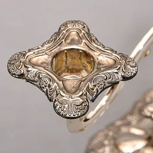 Парные Канделябры - Подсвечники на три свечи Silverplate, SHEFFIELD Англия середина ХХ века.