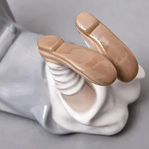 Коллекционная Фарфоровая статуэтка «Клоун в галстуке - бабочке», Casades Испания, вторая половина ХХ века.