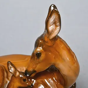 Коллекционная Фарфоровая статуэтка «Олениха и олененок », ROSENTHAL Германия, середина ХХ века. 