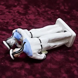 Знаковая Советская Фарфоровая Статуэтка «Нахимовцы» ЛФЗ СССР -1950-60 годы.