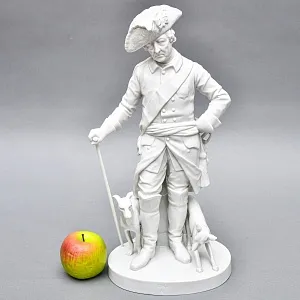 Антикварная Фарфоровая статуэтка «Старый Фриц. Король Пруссии Фридрих II с собаками»,  Volkstedt Германия.