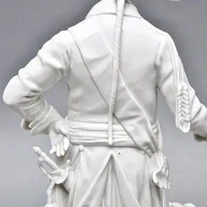 Антикварная Фарфоровая статуэтка «Старый Фриц. Король Пруссии Фридрих II с собаками»,  Volkstedt Германия.