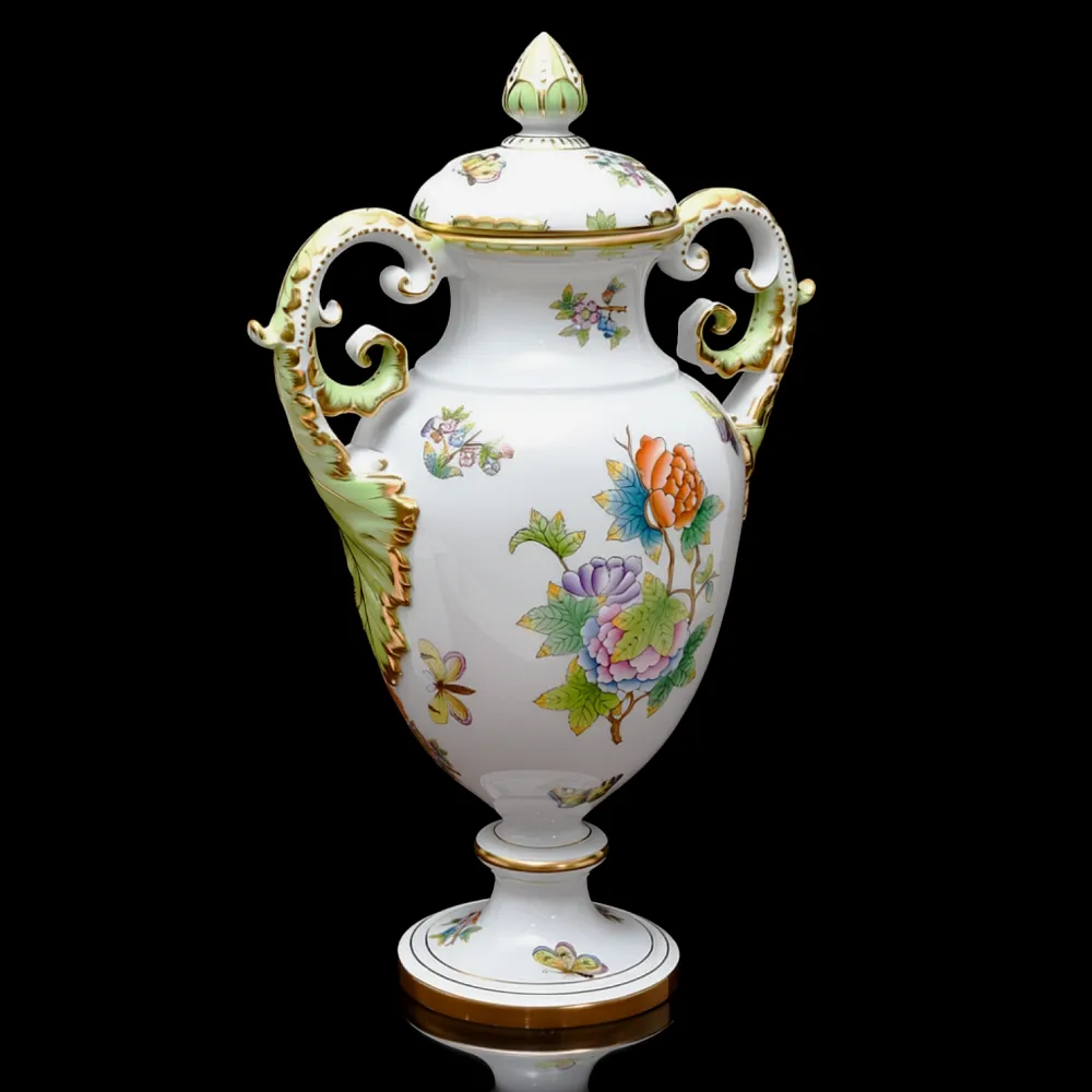 Большой Фарфоровый Вазон - Ваза с крышкой из коллекции «Victoria», HEREND Венгрия.
