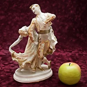 Авторская Коллекционная Фарфоровая статуэтка «Испанский танец», СССР ЛЗФИ, 1967 - 1983 годы.