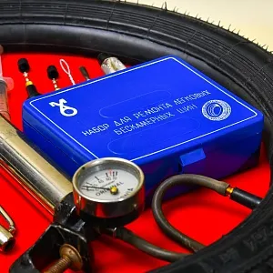 Коллекционное Рекламное Панно «Автомобильный ШИНОМОНТАЖ», СССР - 80 гг.