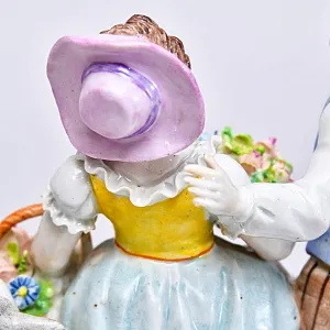 Коллекционная Фарфоровая статуэтка «Маленькие Садовники», SITZENDORF Германия, середина ХХ века.