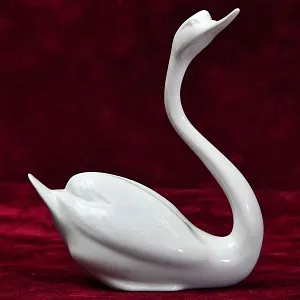 Коллекционная Фарфоровая статуэтка «Белый Лебедь», HEREND, Венгрия, 80-е годы ХХ века.