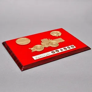 Агитационное Панно - Советский Памятный Знак «Трактор Кировец» - СССР - 1982 год.