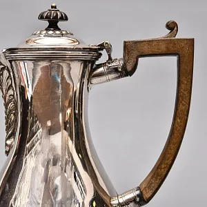 Винтажный Металлический Кофейник - Кувшин на 0,8 л. Silverplated, William Hutton&Sons Англия, начало ХХ века.