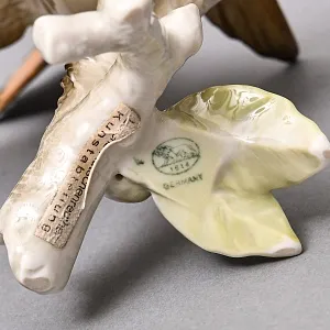 Коллекционная Фарфоровая статуэтка «Птица. Варакушка c добычей», Hutschenreuther Германия.