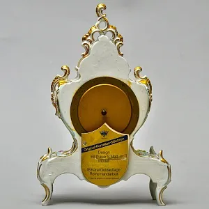 Каминные Кварцевые Часы в стиле Рококо, Фарфор SANDIZELL, Германия 80-е годы ХХ века.