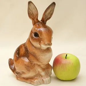 Коллекционная Фарфоровая Статуэтка «Милый Зайка», GOEBEL, Германия - 1979 год.