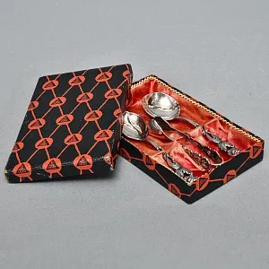 «Хильдесхаймская роза» - Десертный Сервировочный Набор, Silverplate, Германия 60-е годы.