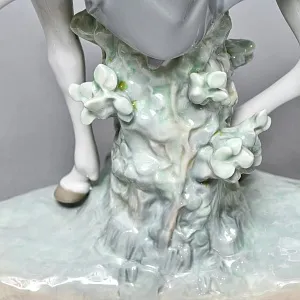 Коллекционная Фарфоровая статуэтка «Прекрасная наездница», Lladro Испания, 1984 - 1989 годы.