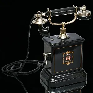 Старинный Настольный Телефонный аппарат - Телефон «JYDSK - Telefon Aktieselskab», Дания -1908 год.