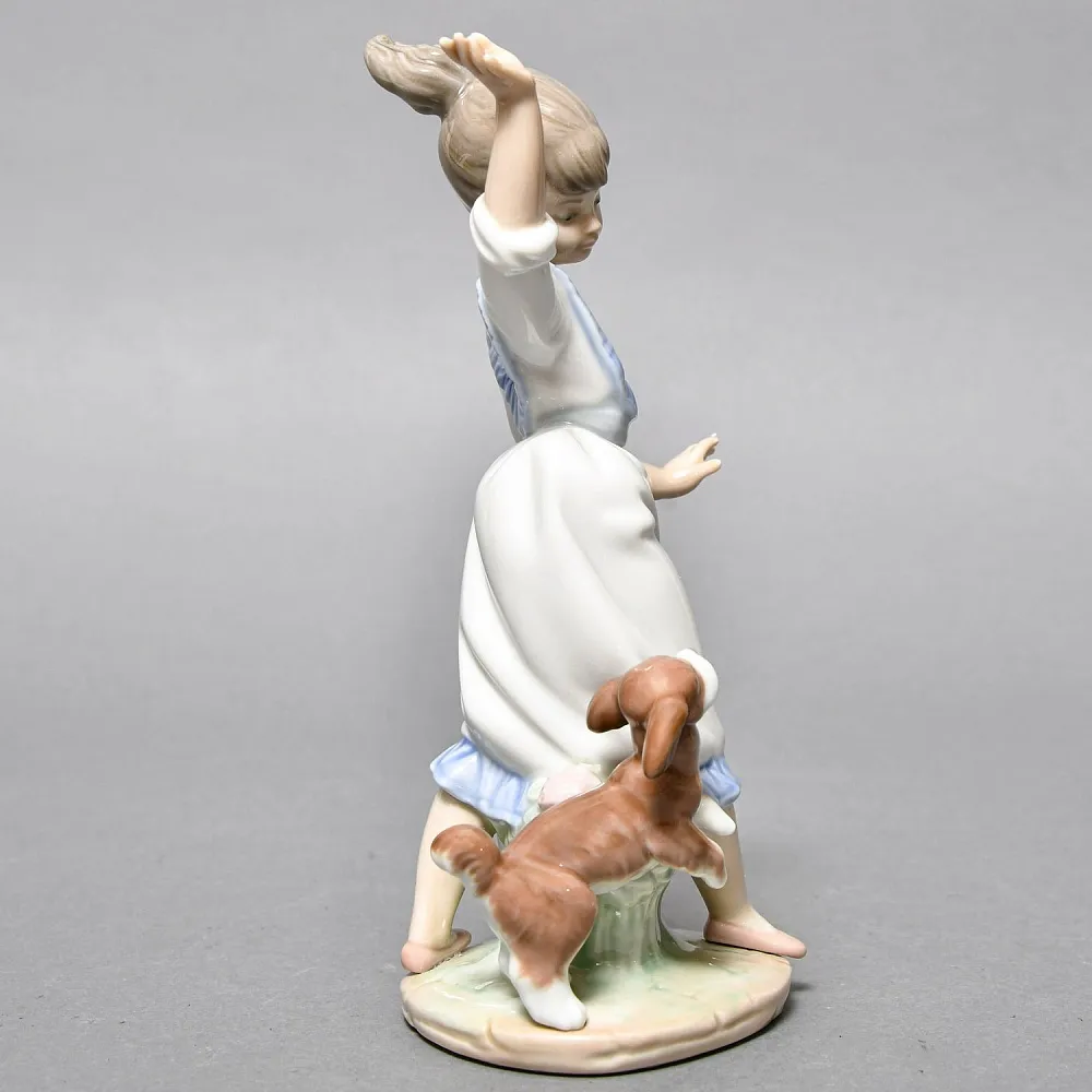 Коллекционная Фарфоровая статуэтка «Девочка с щенком», Lladro Испания, 1993 - 1997 годы. 