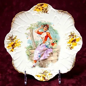 Редкость! Антикварная Фарфоровая Тарелка - Блюдо «ВИШНЕВАЯ ФЕЯ», Works Karlsbad, Австрия конец XIX - начало ХХ века.