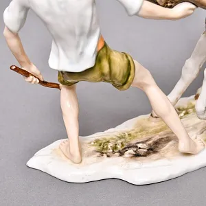 Редкость! Фарфоровая статуэтка «Мальчик и осел», KAISER Германия, 1970 - 1979 годы.