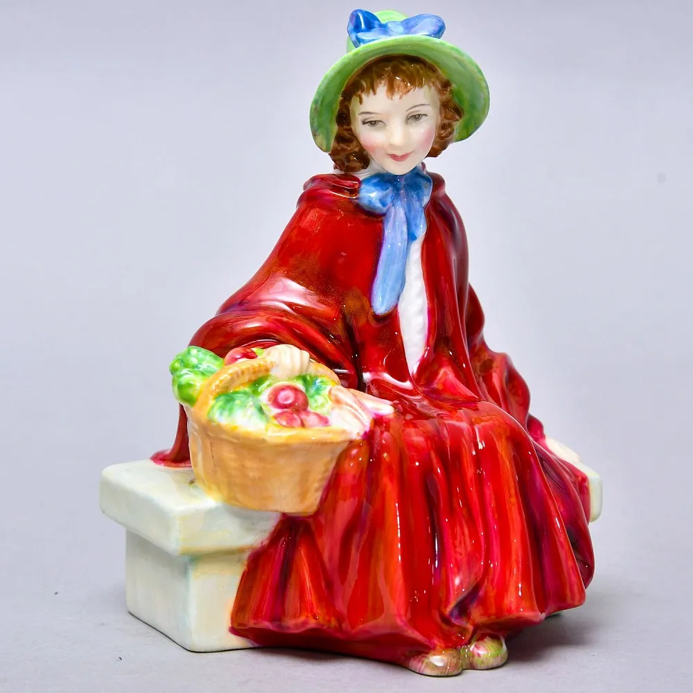 Авторская Фарфоровая статуэтка «Линда. Девочка с корзиной», Royal Doulton Англия, 1953 - 1976 годы.