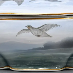 Столовый Фарфоровый сервиз «Охота» на 12 персон, Kaestner Saxonia Германия, первая половина ХХ века.