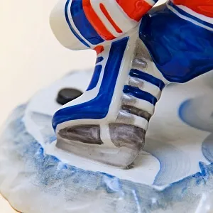 Авторская Коллекционная Фарфоровая Статуэтка «Вратарь - Хоккей - Спорт» Россия. 