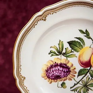 Коллекционная Тарелка - Блюдо «Хризантемы и Сливы» Фарфор, SPODE Англия 70-е годы ХХ века..