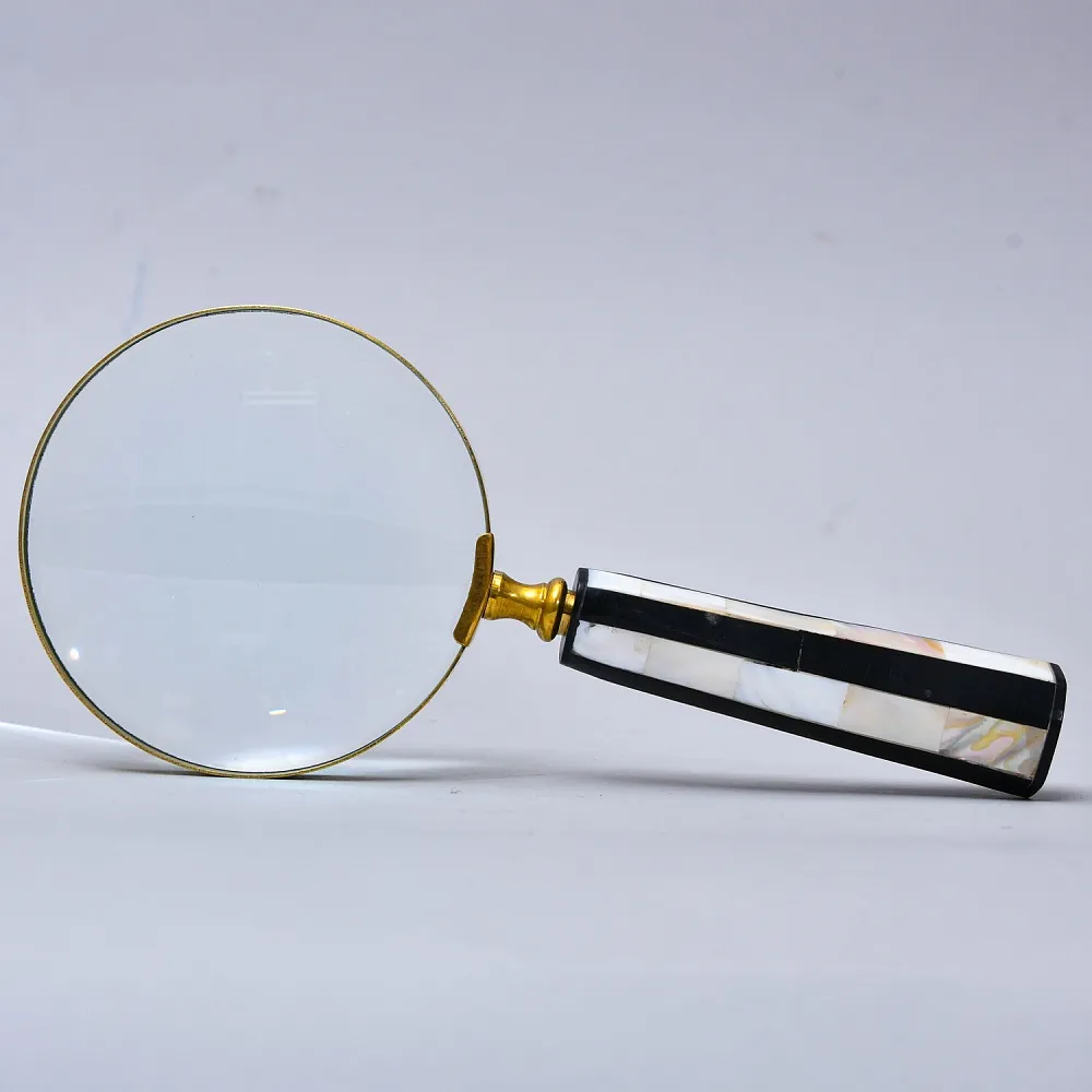 Винтажная Увеличительная Лупа для чтения с перламутровой черно - белой рукоятью, Англия.