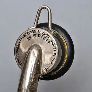 Старинныйй Настенный Телефонный аппарат - Телефон «Thomson-Houston», Париж Франция -1930 год. 