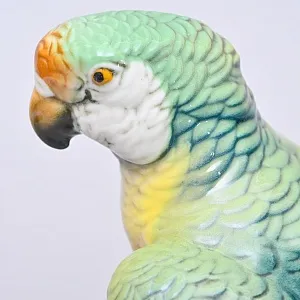 Птица - Фарфоровая статуэтка «Зелёный Попугай», Карл Энс / Karl Ens Германия, 50-е гг.