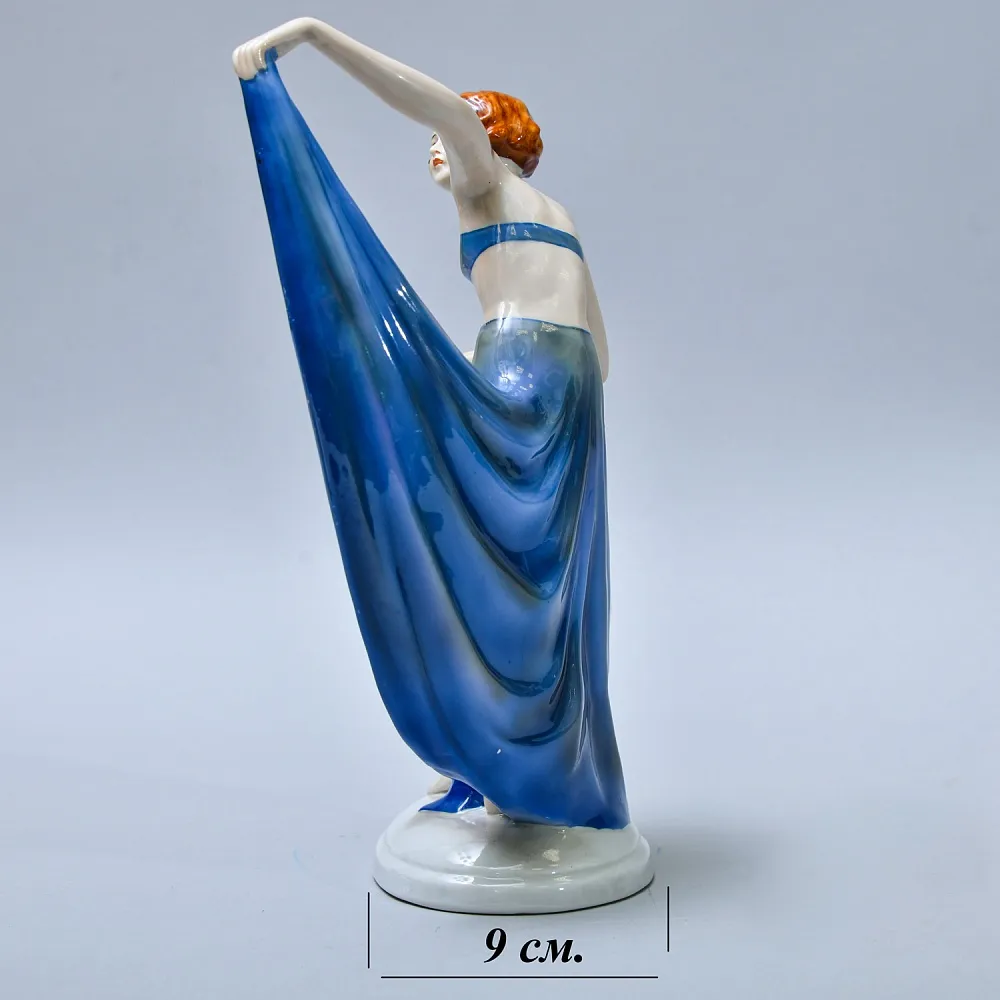 Коллекционная Фарфоровая Статуэтка «Танцовщица в синем», GEROLD Porzellan Германия - 1979 год.