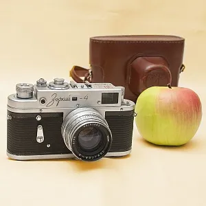 Фотоаппарат «Зоркий-4» Специальный выпуск - «50 лет Советской власти» СССР - 1967 год.
