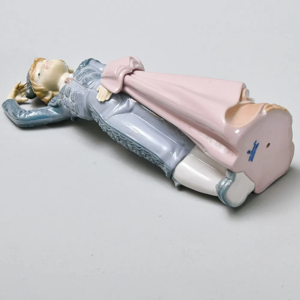Коллекционная Фарфоровая Статуэтка «Маленький Матадор», Lladro Испания - 1980 год.