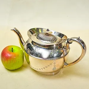 Металлический Заварочный Чайник на 1 л. Silverplate, Англия 50-е годы ХХ века.