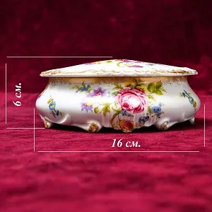 Антикварная Фарфоровая Шкатулка - Бонбоньерка «Летние мотивы». Франция начало ХX века.