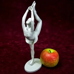 Редкая! Авторская Статуэтка «Фигуристка - Денизе Бильман», фарфор Kaiser, Германия -1979 год.