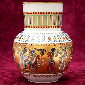 Коллекционная Авторская  Ваза «THEBEN» Фарфор KAISER Германия 70 -е годы ХХ века.