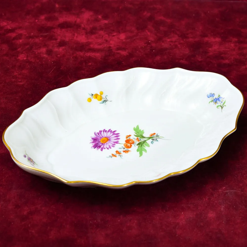 Коллекционная Тарелка овальной формы - Блюдо «Цветочный Букет», MEISSEN Германия.