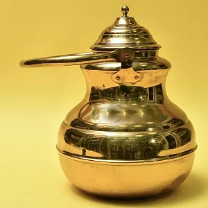 Большой Винтажный Латунный Чайник на 8 литров от фирмы MECAP Бельгия.